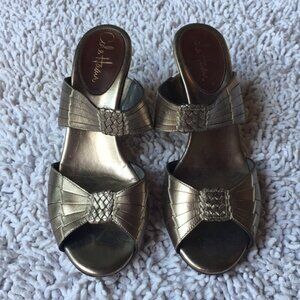 Cole Haan Shoe Gold Leather Slip On Woven Detail Peep Toe Wedges